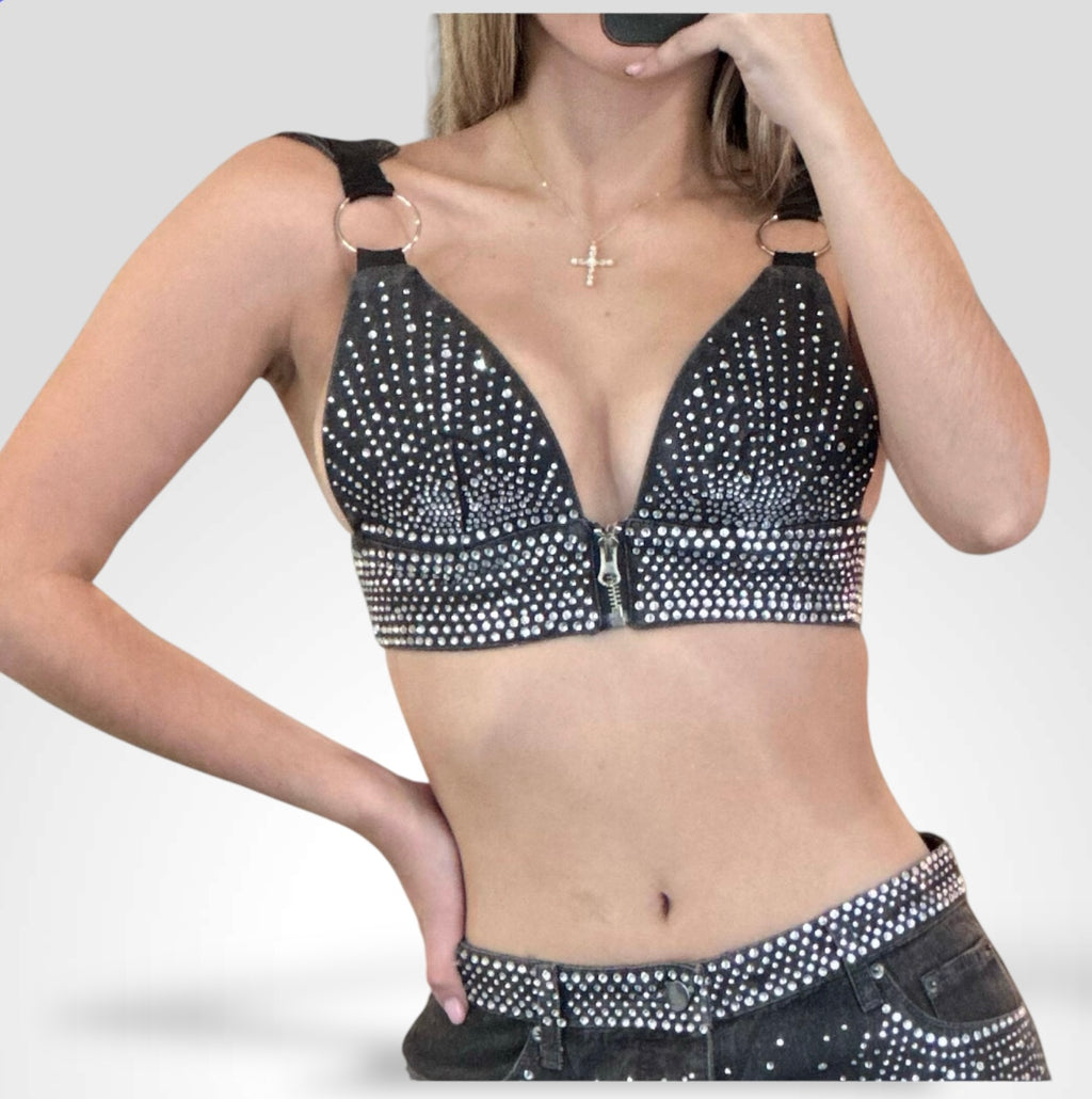 SJQ-CROP TOP WIDE LEG PANTS DENIM STUDS DETAIL SET