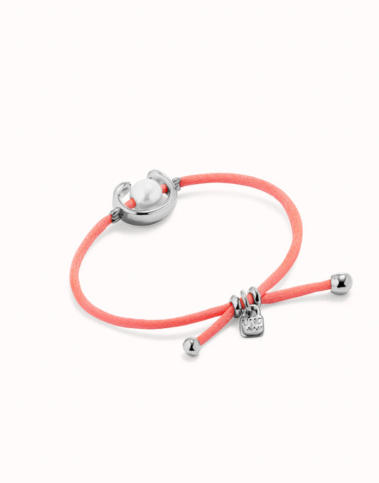 UNO DE 50 - Pulsera de hilo fucsia con perla shell fornitura bañada en plata de ley.