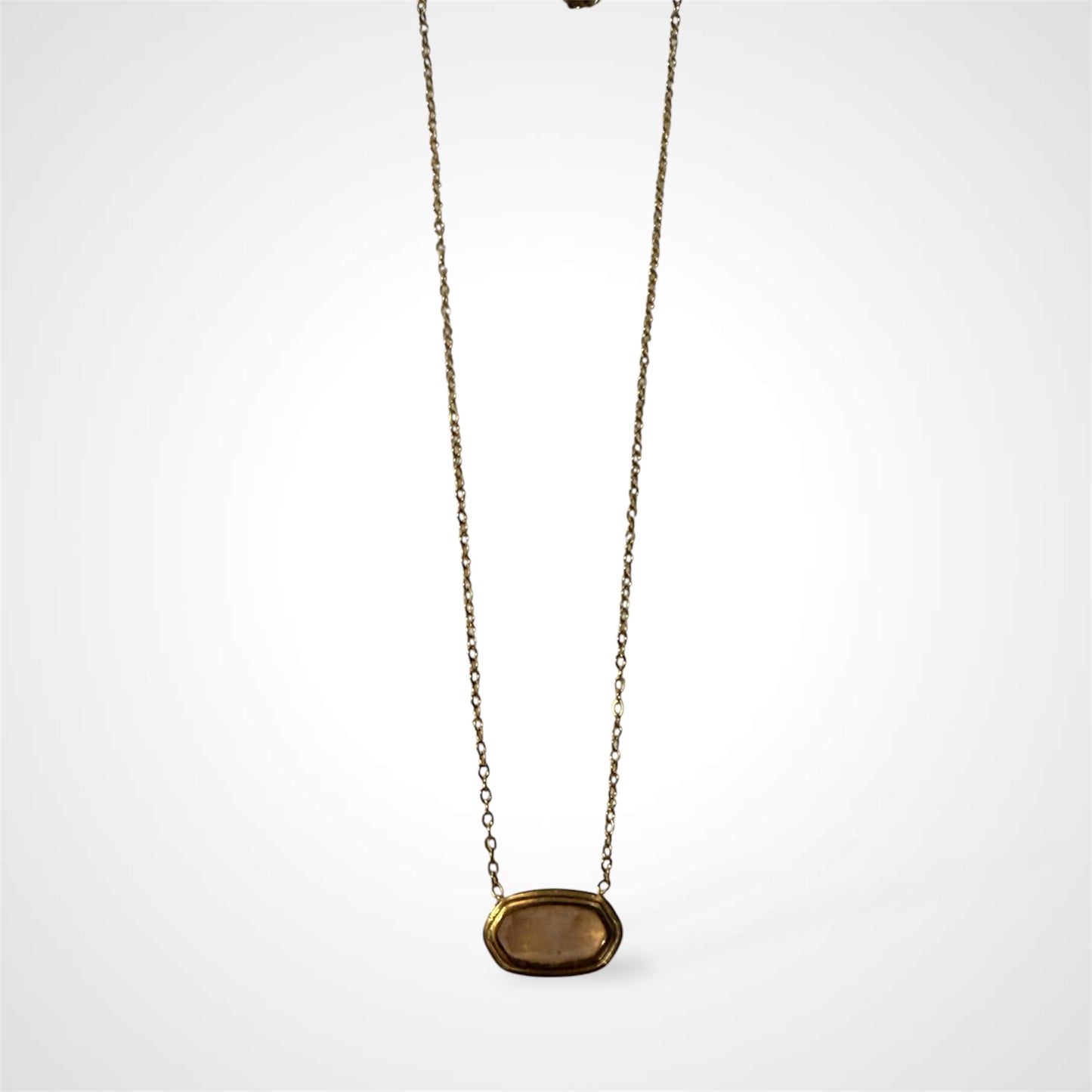 GOLD W PEACH PEARL CHAIN