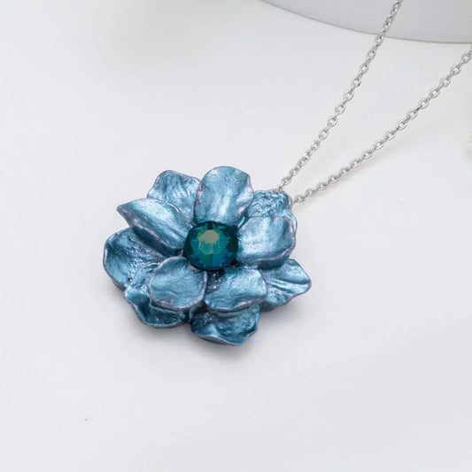 Heavenly Petals Necklace Blue