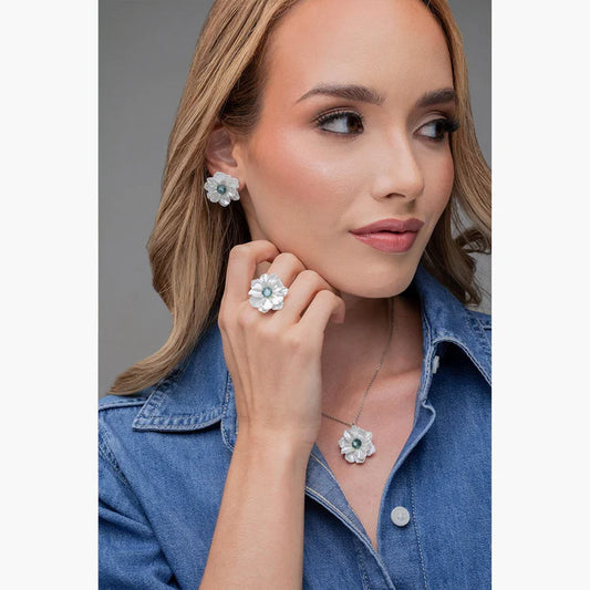 Heavenly Petals Ring White
