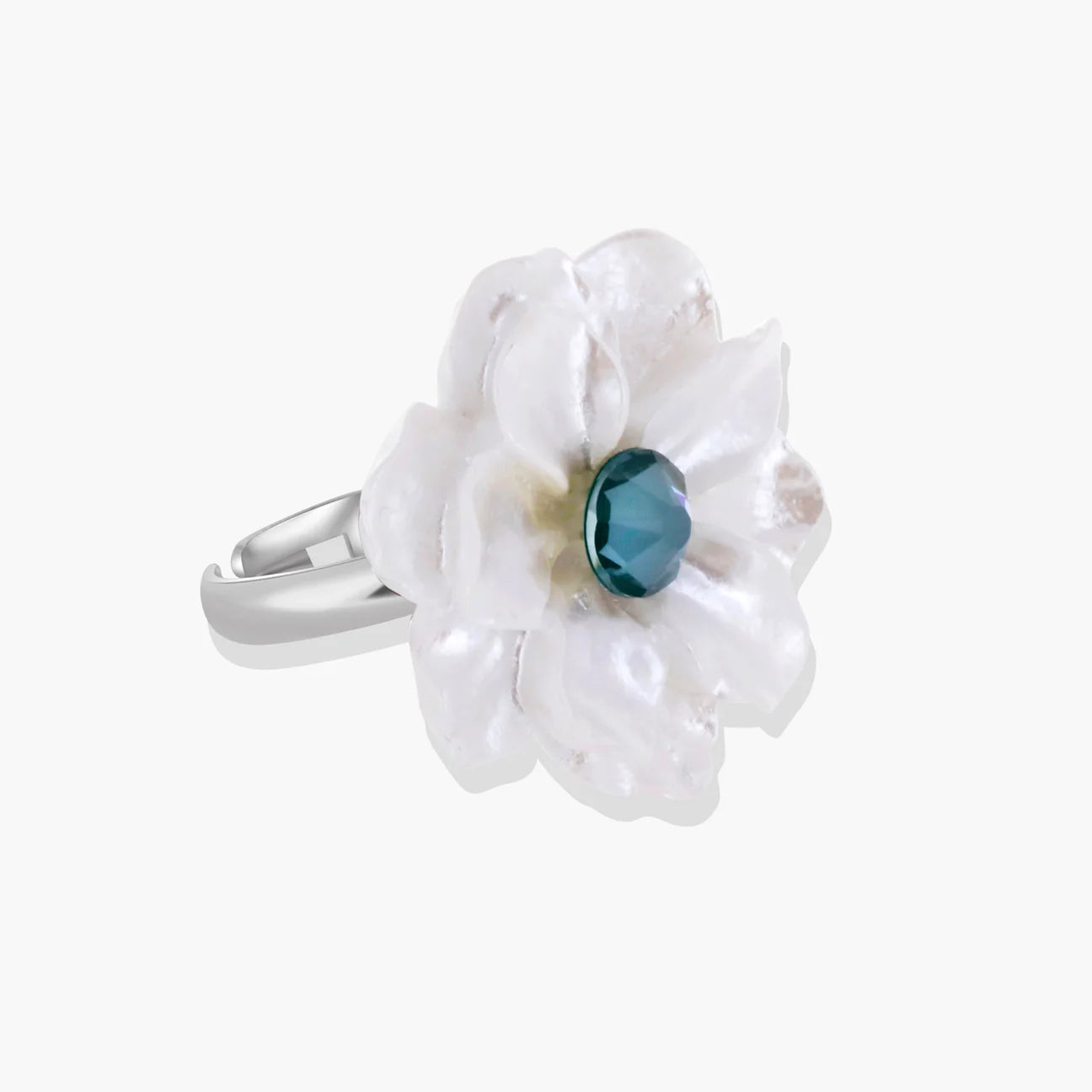 Heavenly Petals Ring White