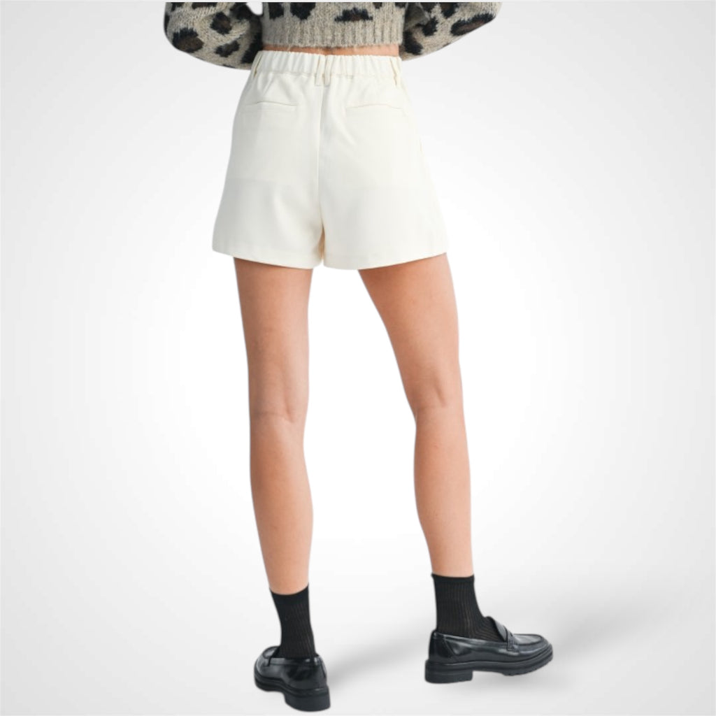 CREAM FRONT PLEATED SHORTS