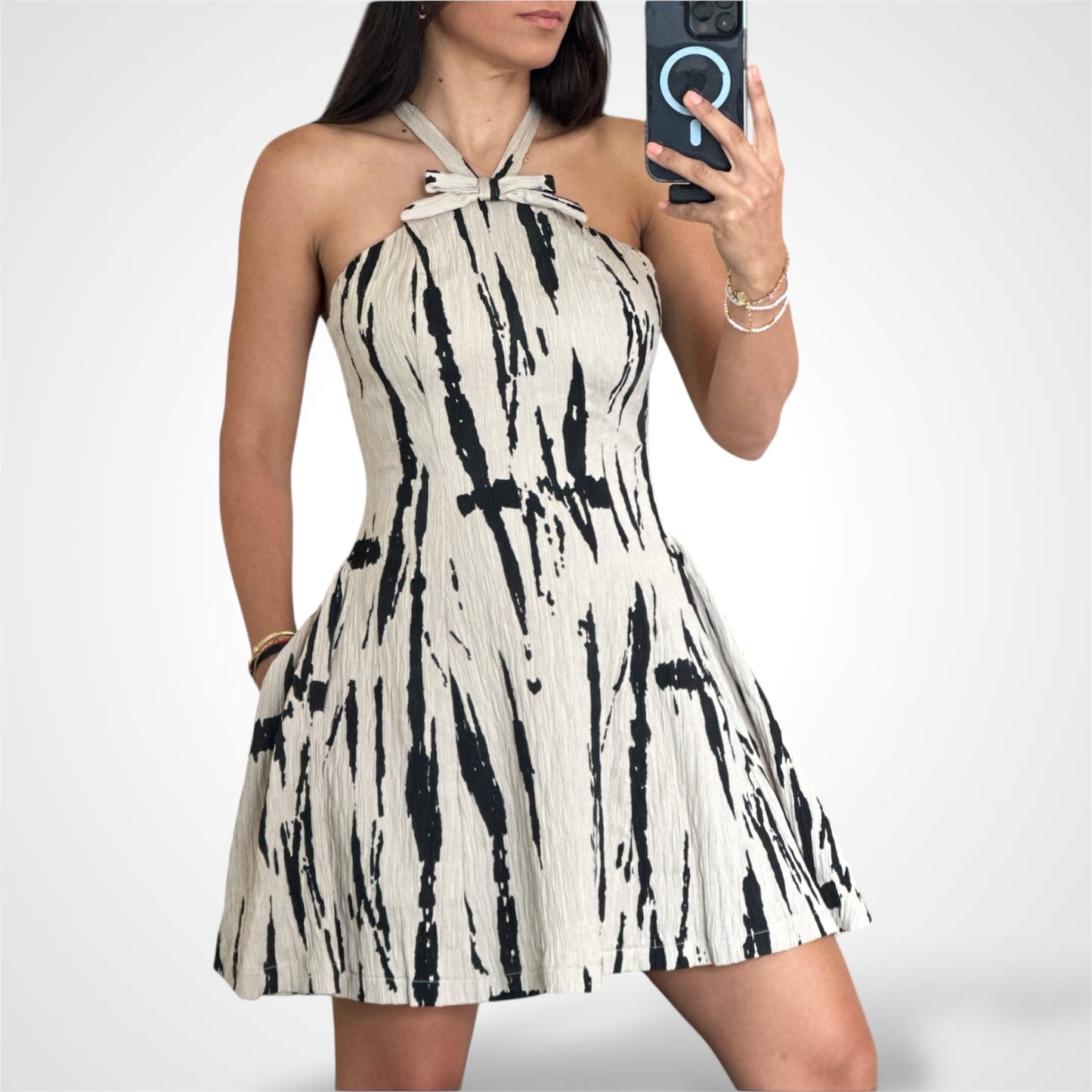 SJQ-TEXTURED BOW MINI DRESS