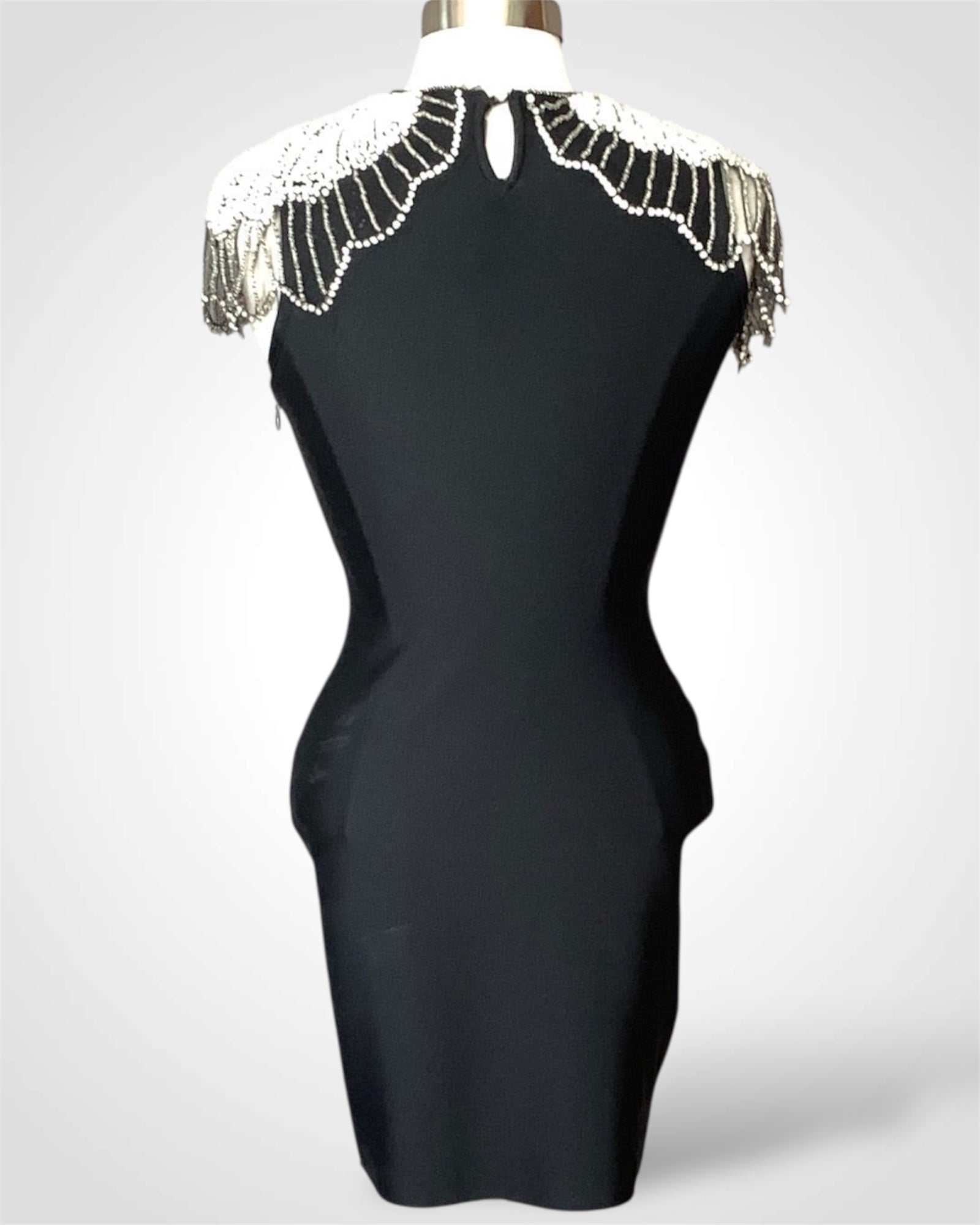 PEARL DETAILS SHORT BLACK DRESS