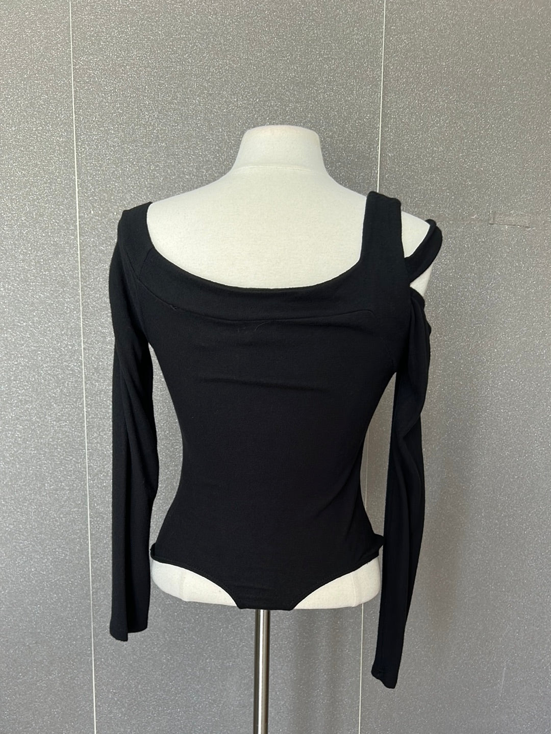 Off Shoulder Bodysuit•-2