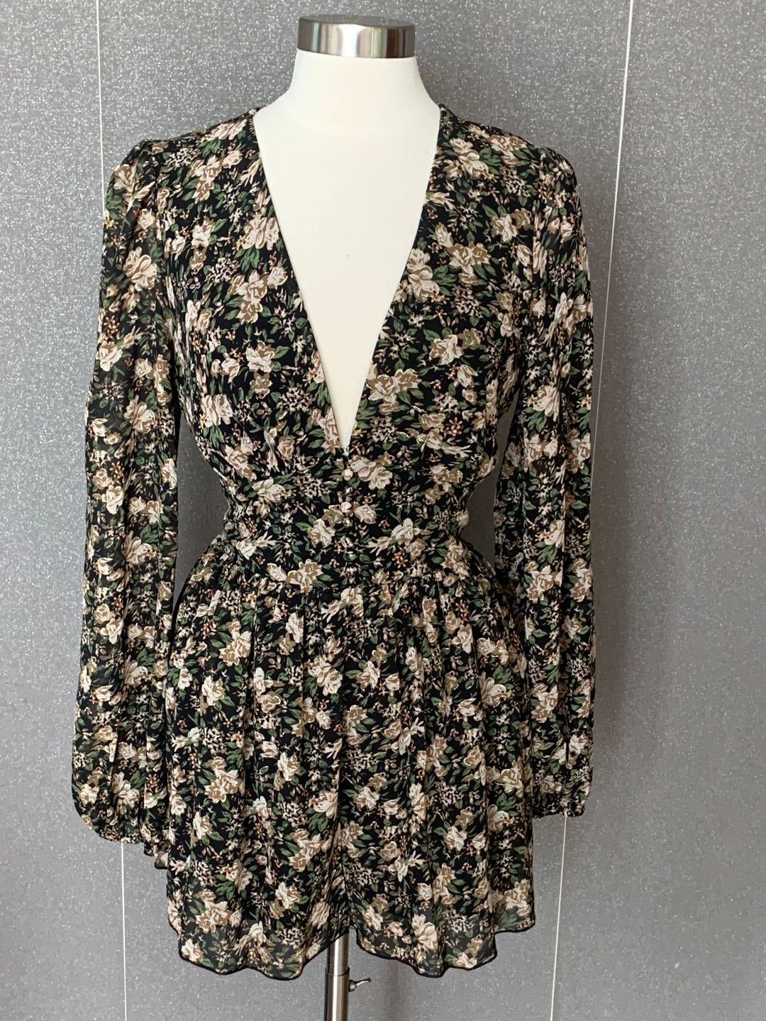 FLOWERED ROMPER-1