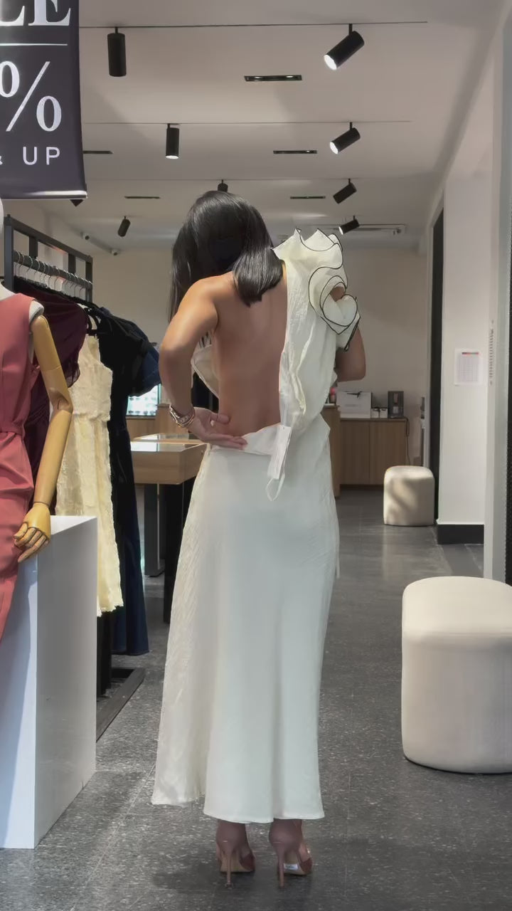 ONE SHOULDER CREAM MAXI DRESS-4