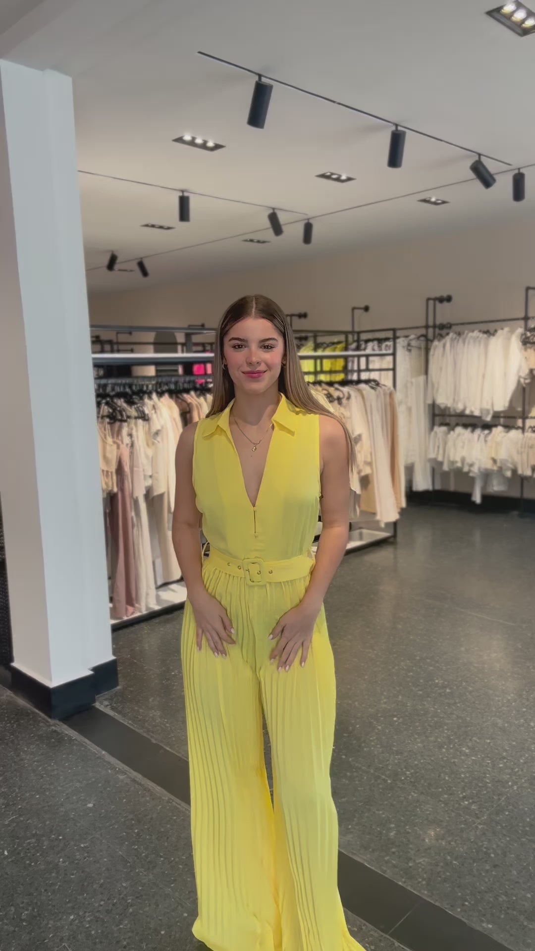 SJQ - SOLID COLLARED PLEATS DETAIL WIDE LEG JUMPSUITS