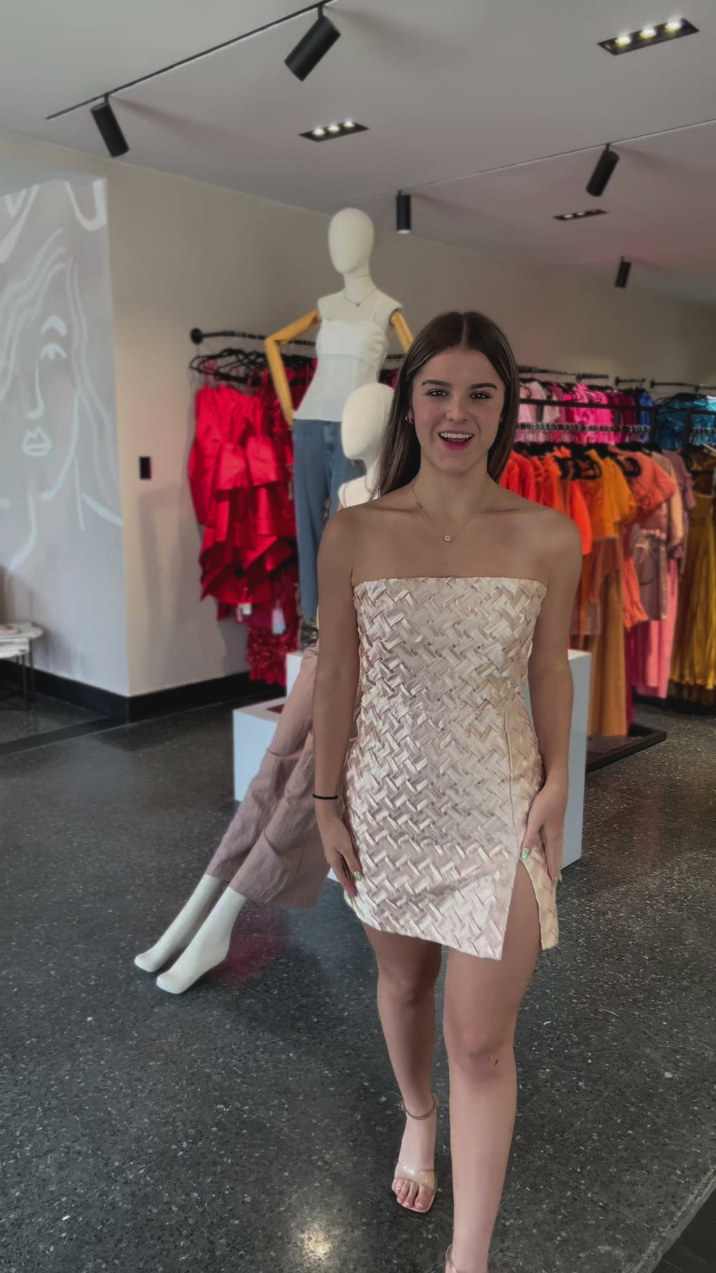 Square pattern tube mini dress (Cream)