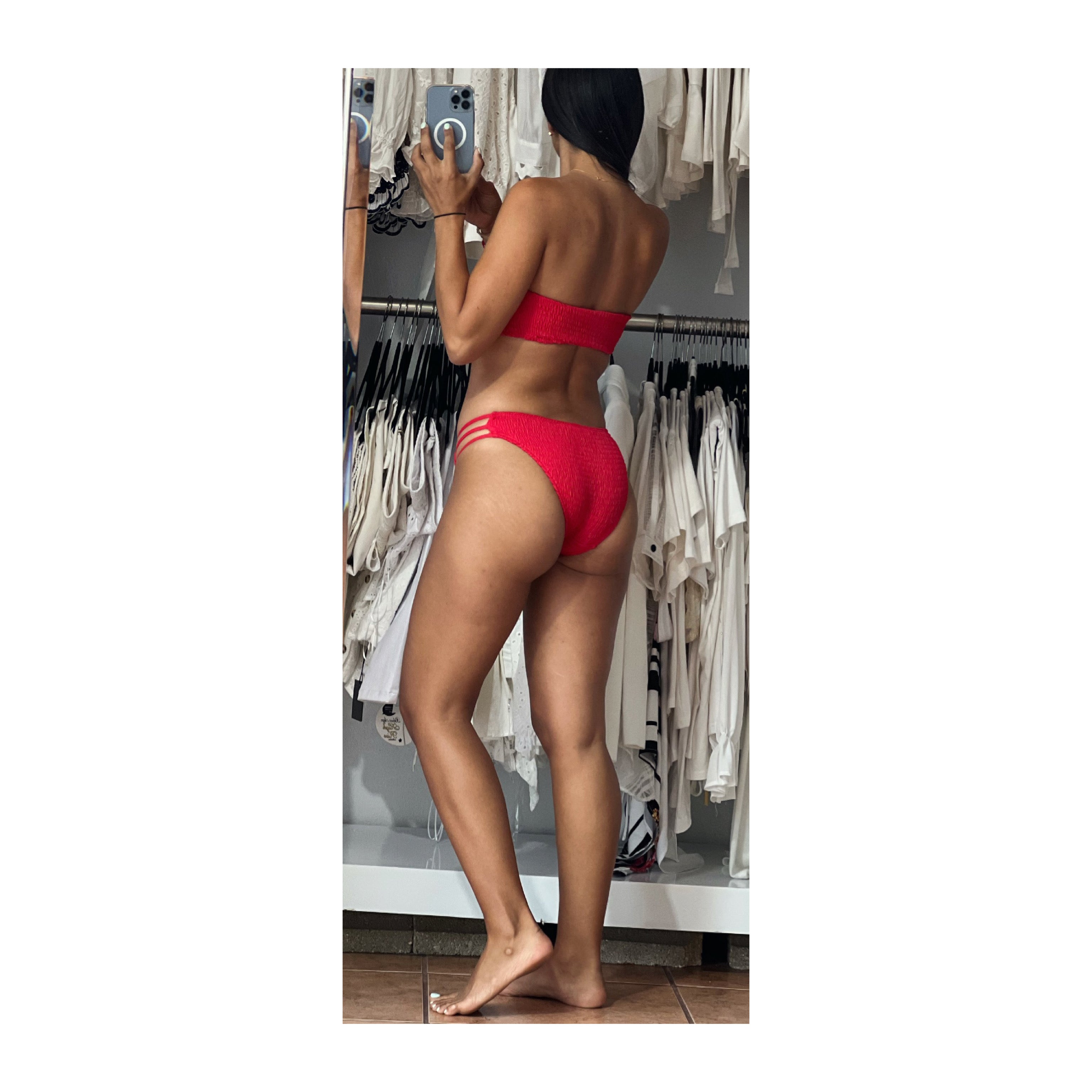 Red Bikini•-3